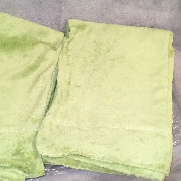 1231 Soft & Cozy 2 Piece Pillowcase Set - Picture 4 of 7